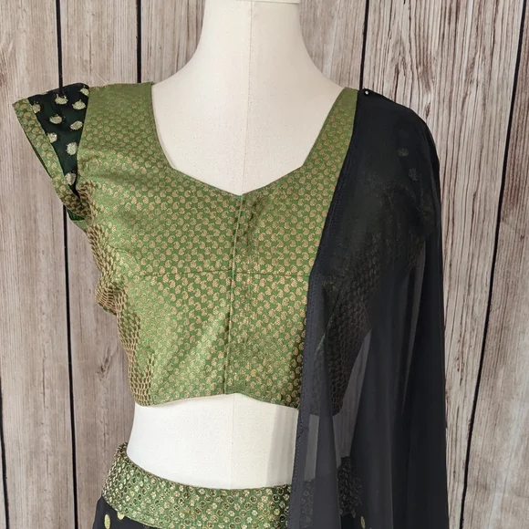 Ready to wear Lehenga Choli - Chaniya choli - Picture 4 of 14